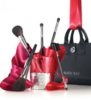 Коллекция профессиональных кистей для макияжа Mary Kay Mary Kay